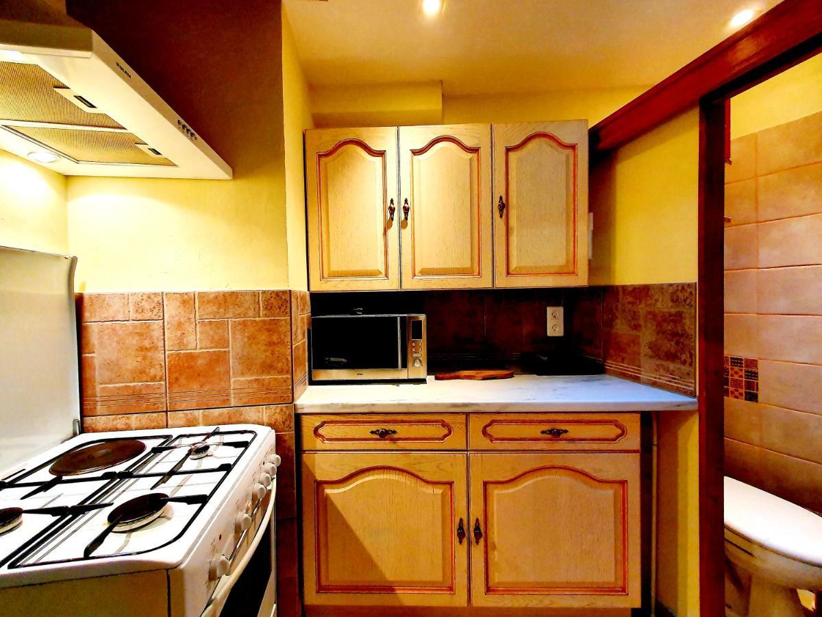 Entier Chez Lea Et Brevia * Saint-Beauzely