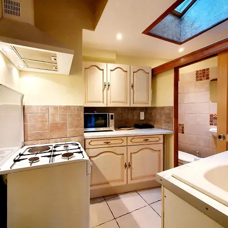 Logement Entier Chez Lea Et Brevia Saint-Beauzely Buitenkant foto