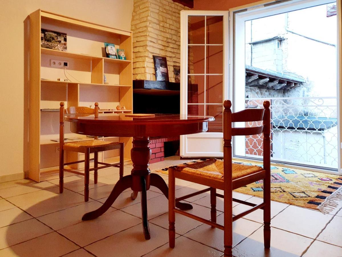 Apartment Entier Chez Lea Et Brevia Saint-Beauzely